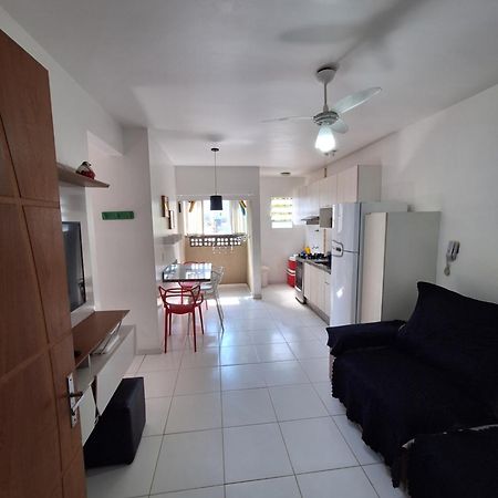 APTO PERTINHO DA PRAIA - Lindo e Equipado! Internet 400mb e 3 Tvs - Completo! Ubatuba Exterior foto