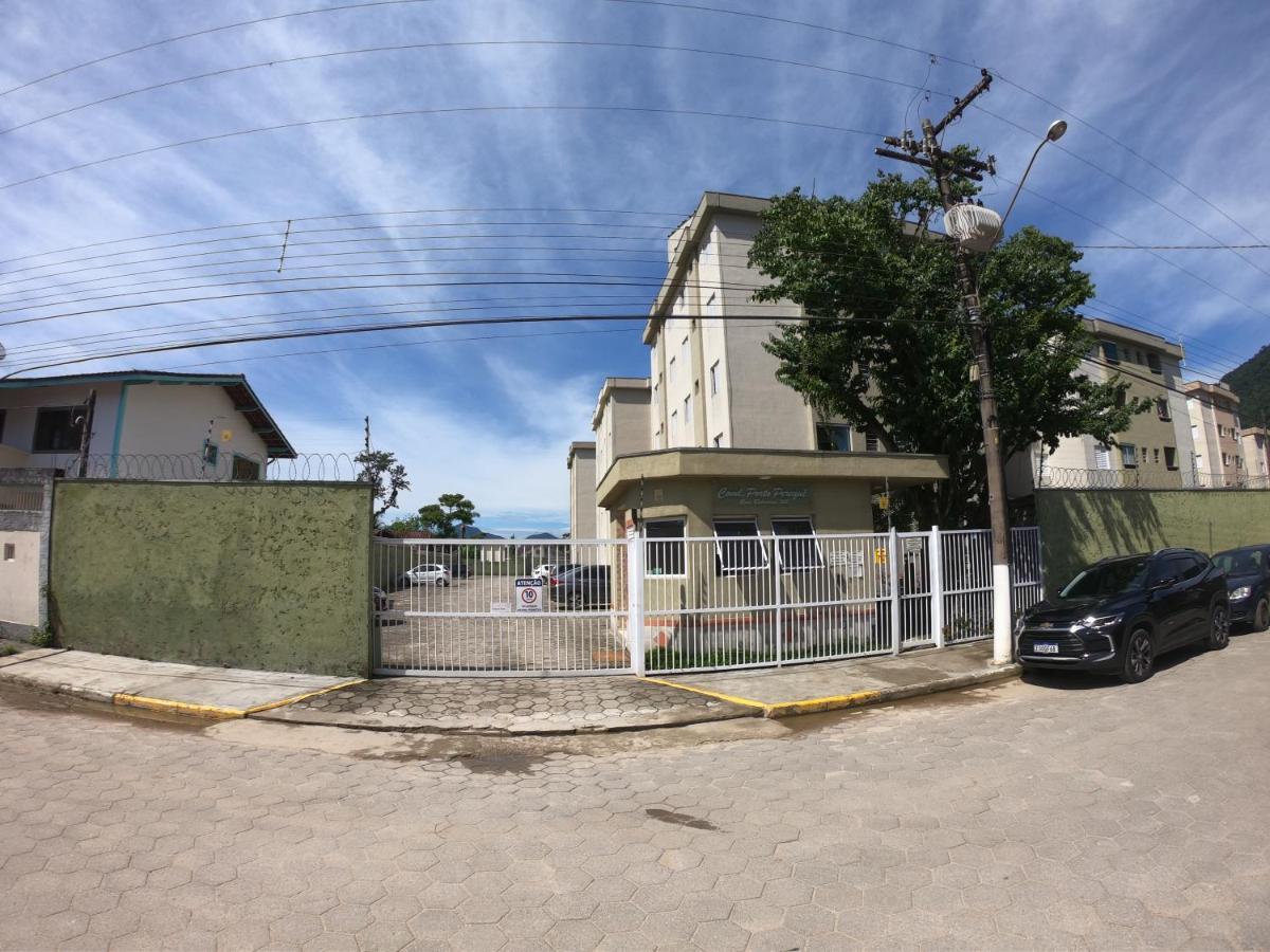 APTO PERTINHO DA PRAIA - Lindo e Equipado! Internet 400mb e 3 Tvs - Completo! Ubatuba Exterior foto