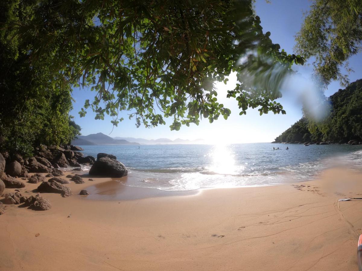 APTO PERTINHO DA PRAIA - Lindo e Equipado! Internet 400mb e 3 Tvs - Completo! Ubatuba Exterior foto